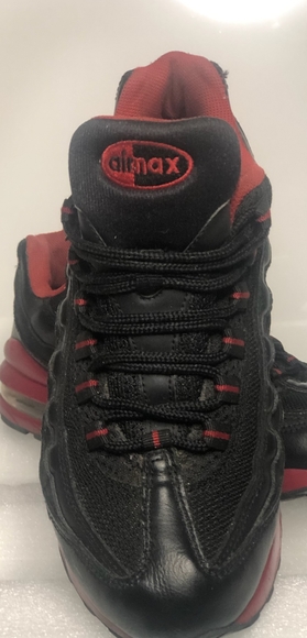 💎💎 Rare OG Airmax 95 👟 Hard To Find Colorway 🔴⚫ Size 6 Women•Gently Enjoyed - Picture 4 of 8